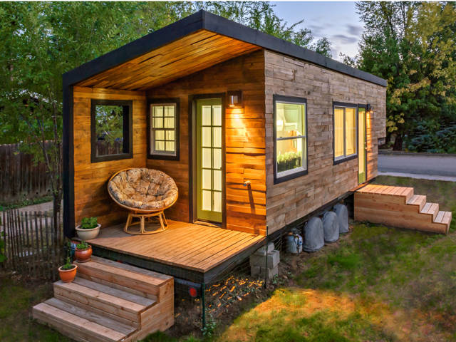 01-millertinyhouse-048-edit1-lgn.jpg