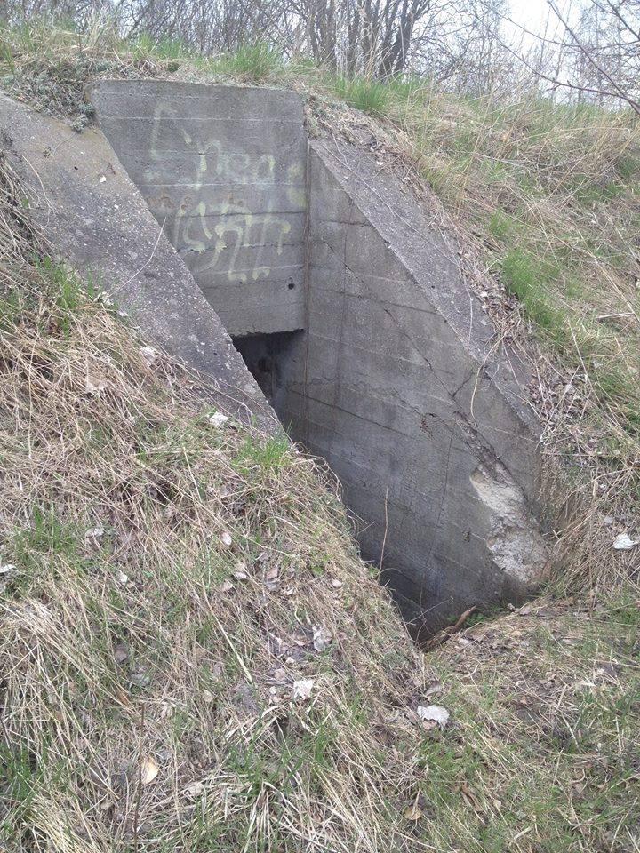 02-The-Entrance.jpg