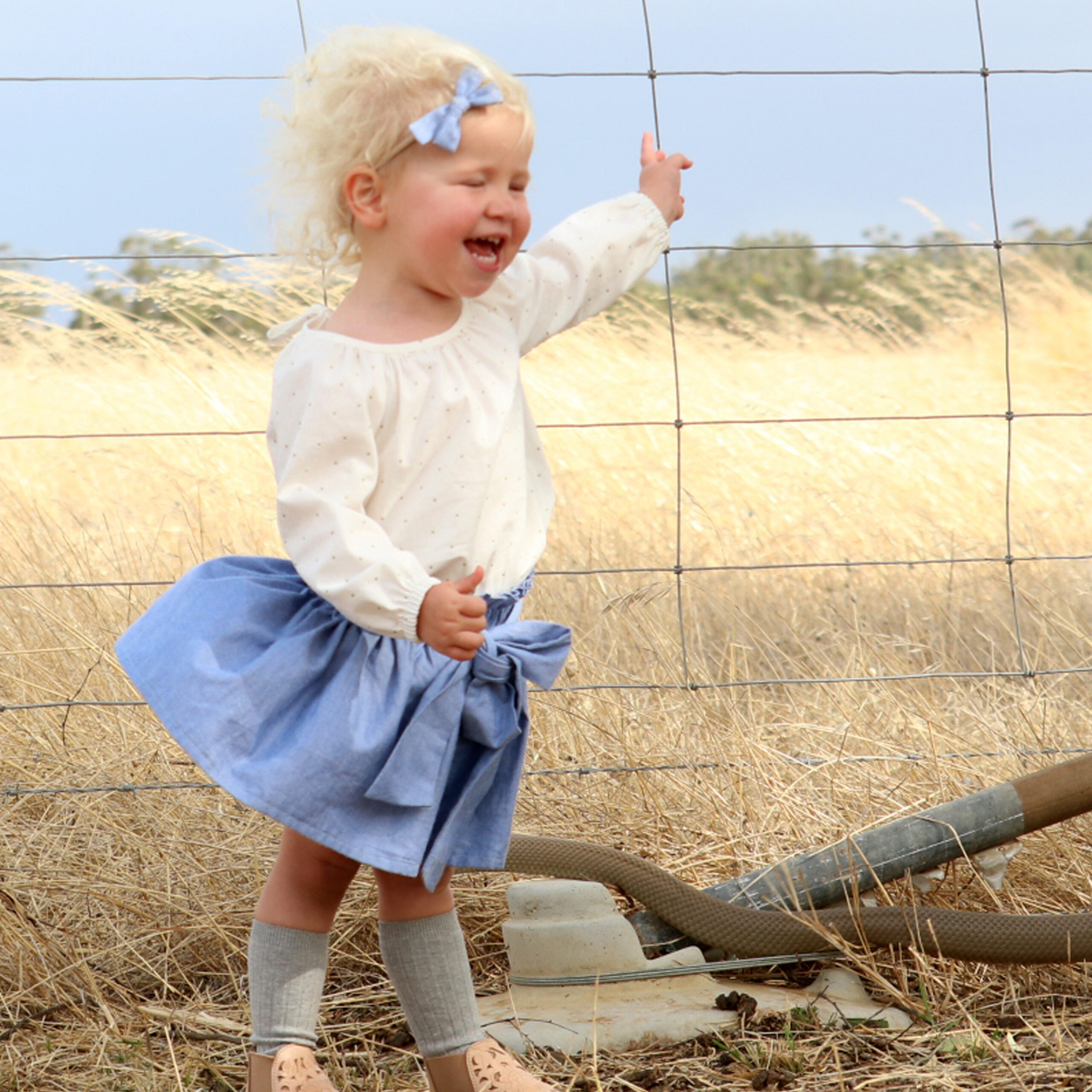 TODDLER AND SNAKE CLOSE CALL