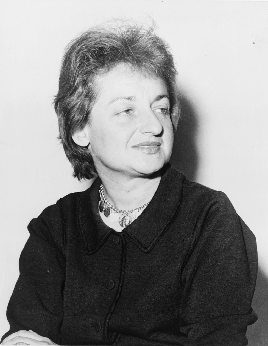 1024px-Betty_Friedan_1960.jpg