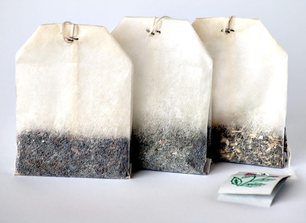 1024px-Tea_bags.jpg