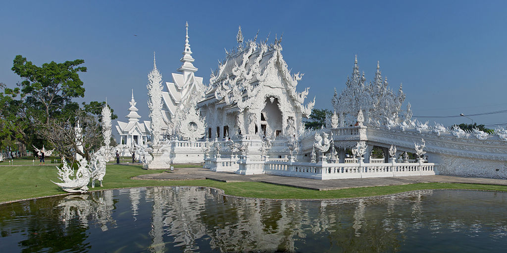 1024px-Wat_Rong_Khun_-_Chiang_Rai.jpg