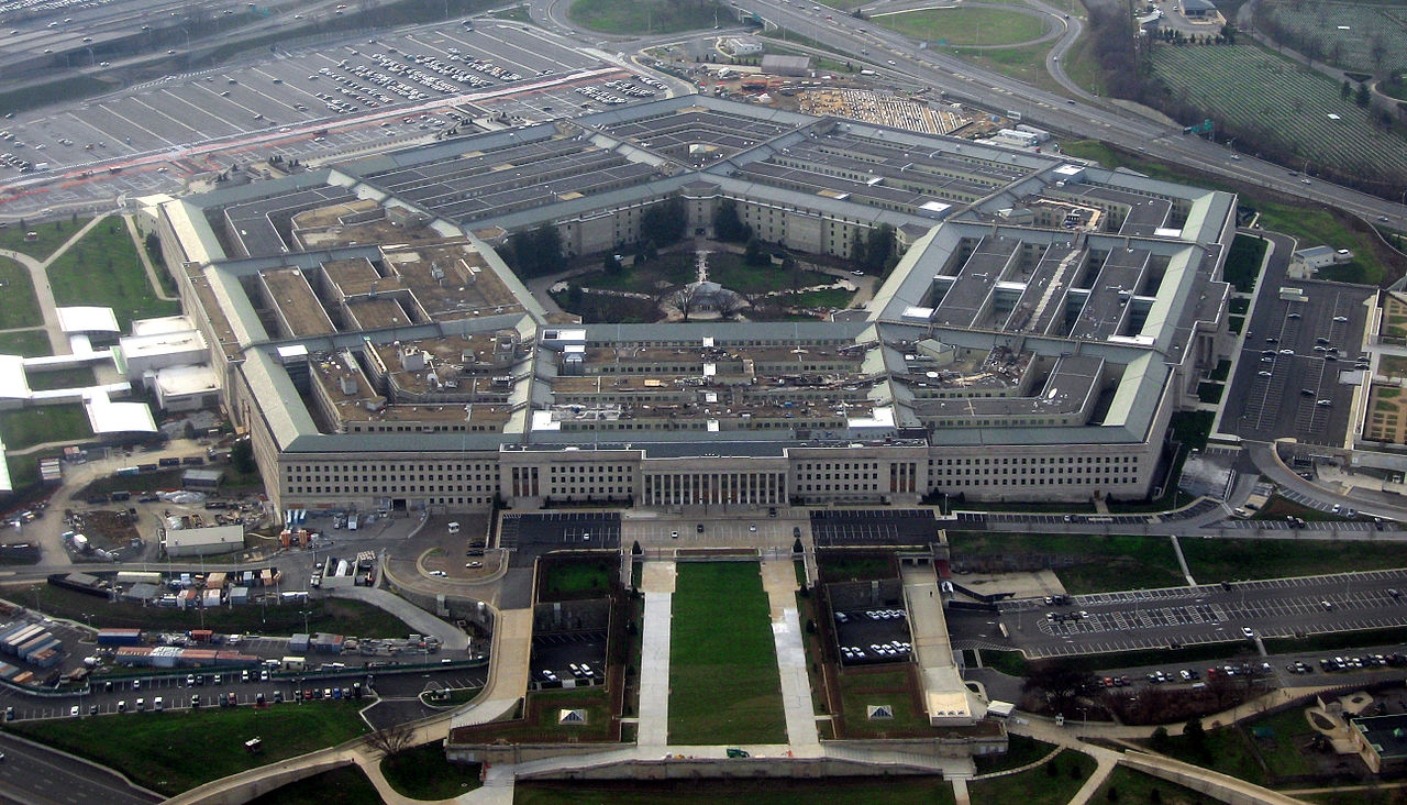 1280px-The_Pentagon_January_2008.jpg