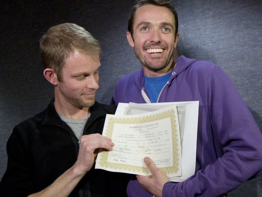1387600465000-AP-Gay-Marriage-Utah.jpg