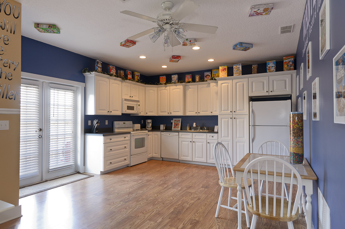 17.-cereal_kitchen01_web_large.jpg