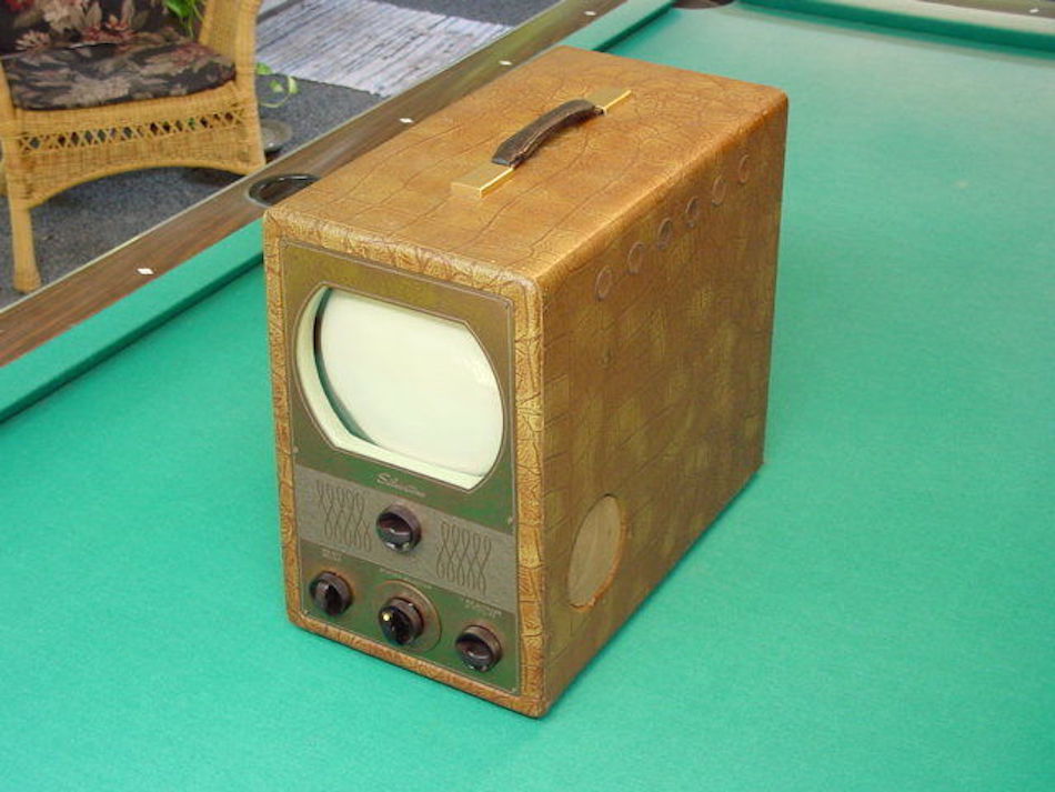 1940s-mini-television.jpg