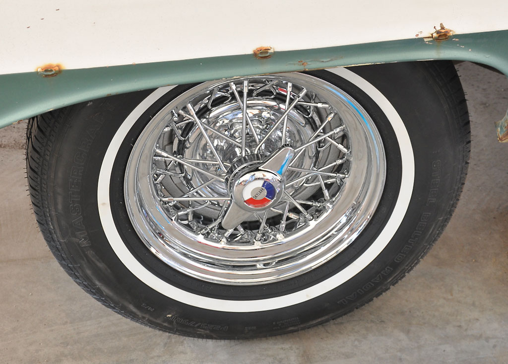 1960buick-wireandtire.jpg