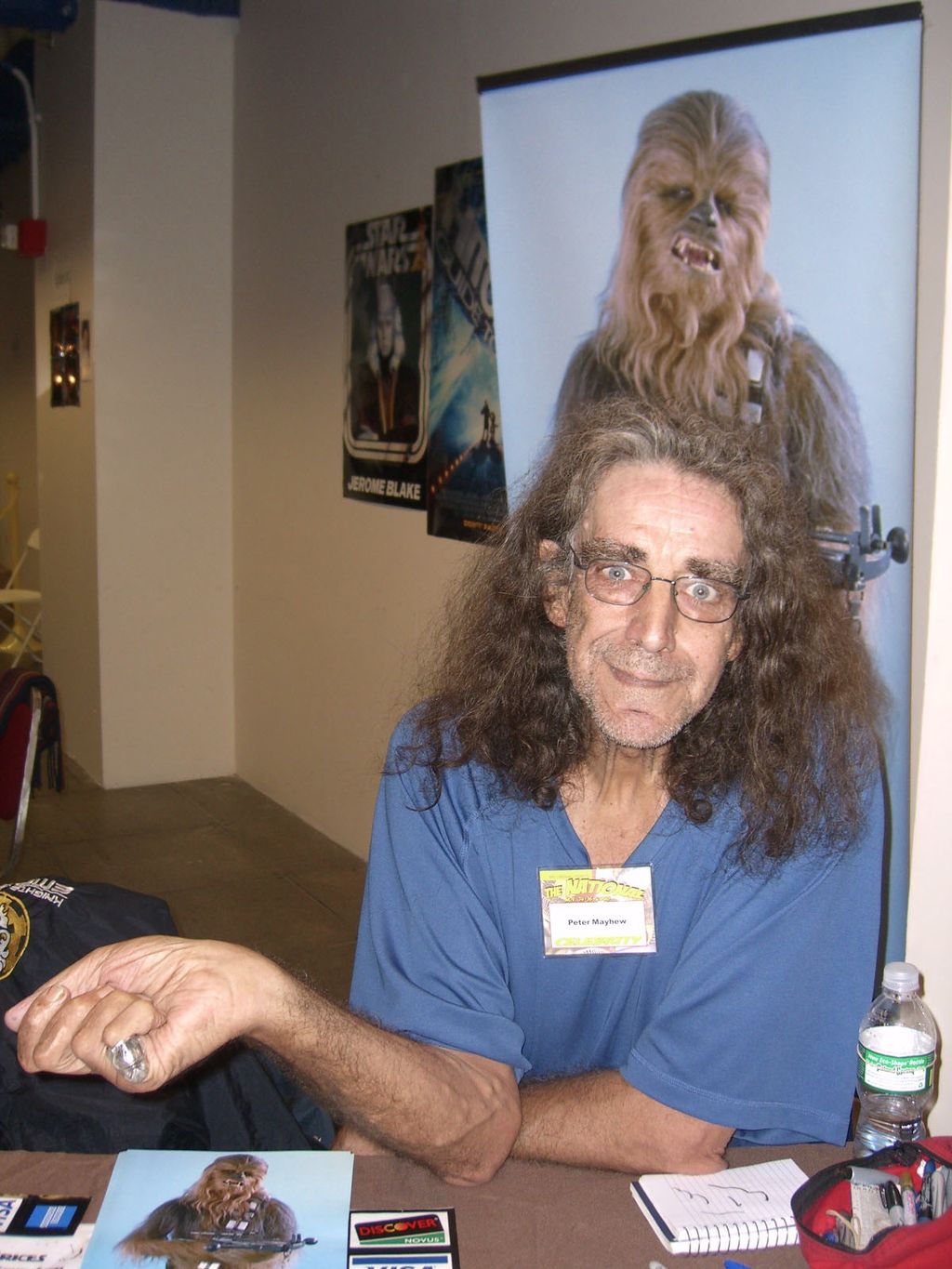 2.-Peter-Mayhew-1.jpg