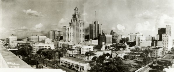 20-_-Houston-_-Downtown-Houston-1927.jpg