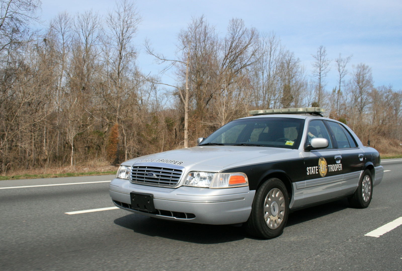 2008-03-13_North_Carolina_State_Trooper_on_I-85.jpg