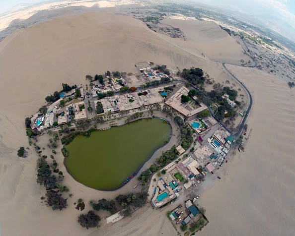 PERU-HUACACHINA-OASIS