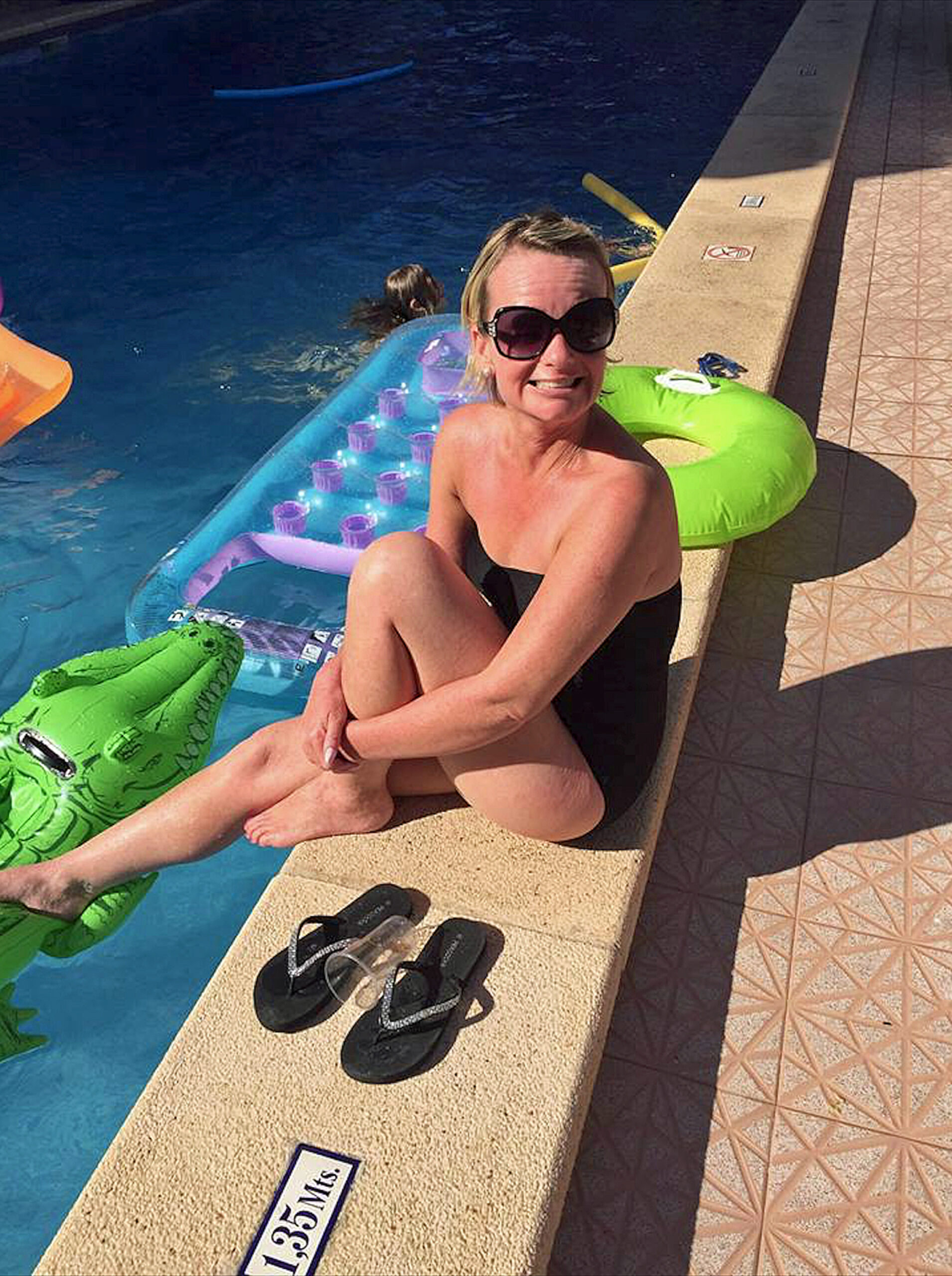 STEROID CREAM MUM MONSTER