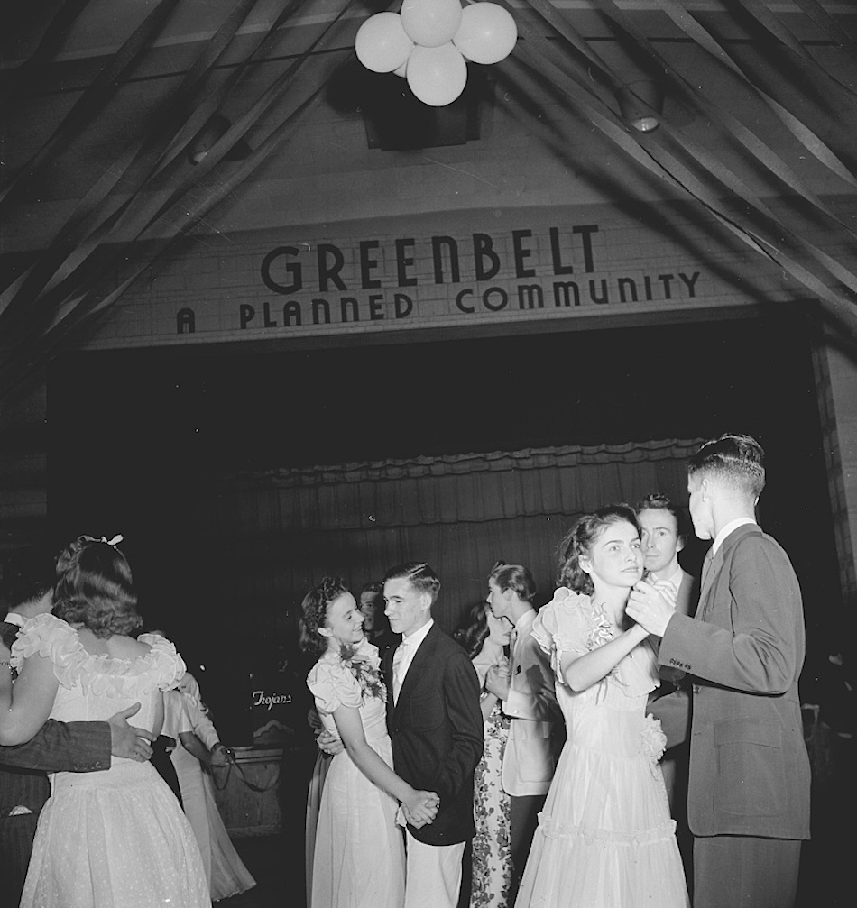 40s-prom-2.jpg