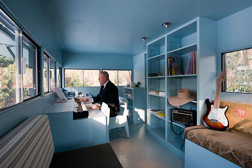 Mobiles Blockhaus-Buero | log house office on wheels