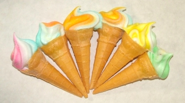 5.-Marshmallow-Cones_Runk-Candy.jpg