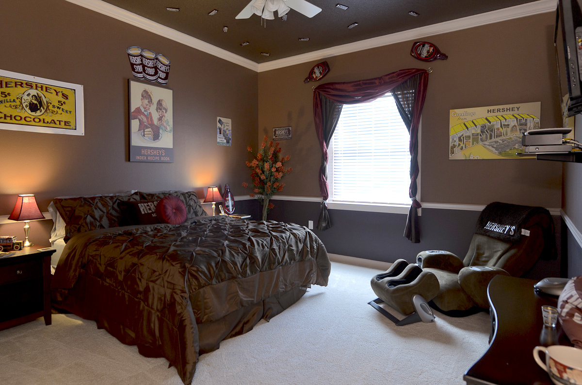 7.-hershey_chololate_room01_web_large.jpg