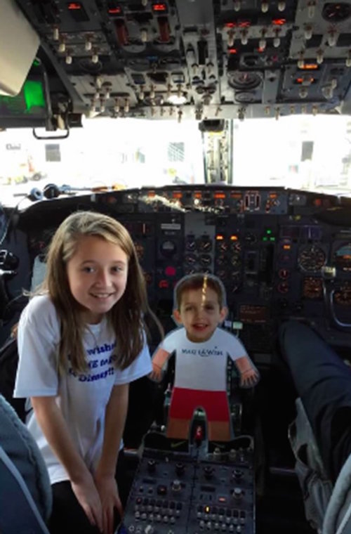 A-Terminally-Ill-Boy-of-6-and-his-Make-A-Wish-Gift-for-his-Friend-4.jpg