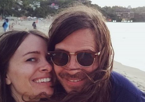 AM-B-ER-____-on-Instagram-_my-favorite-face-to-squish-mine-onto.png