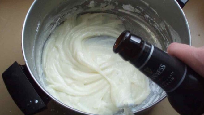 Adding-Beer-to-icing