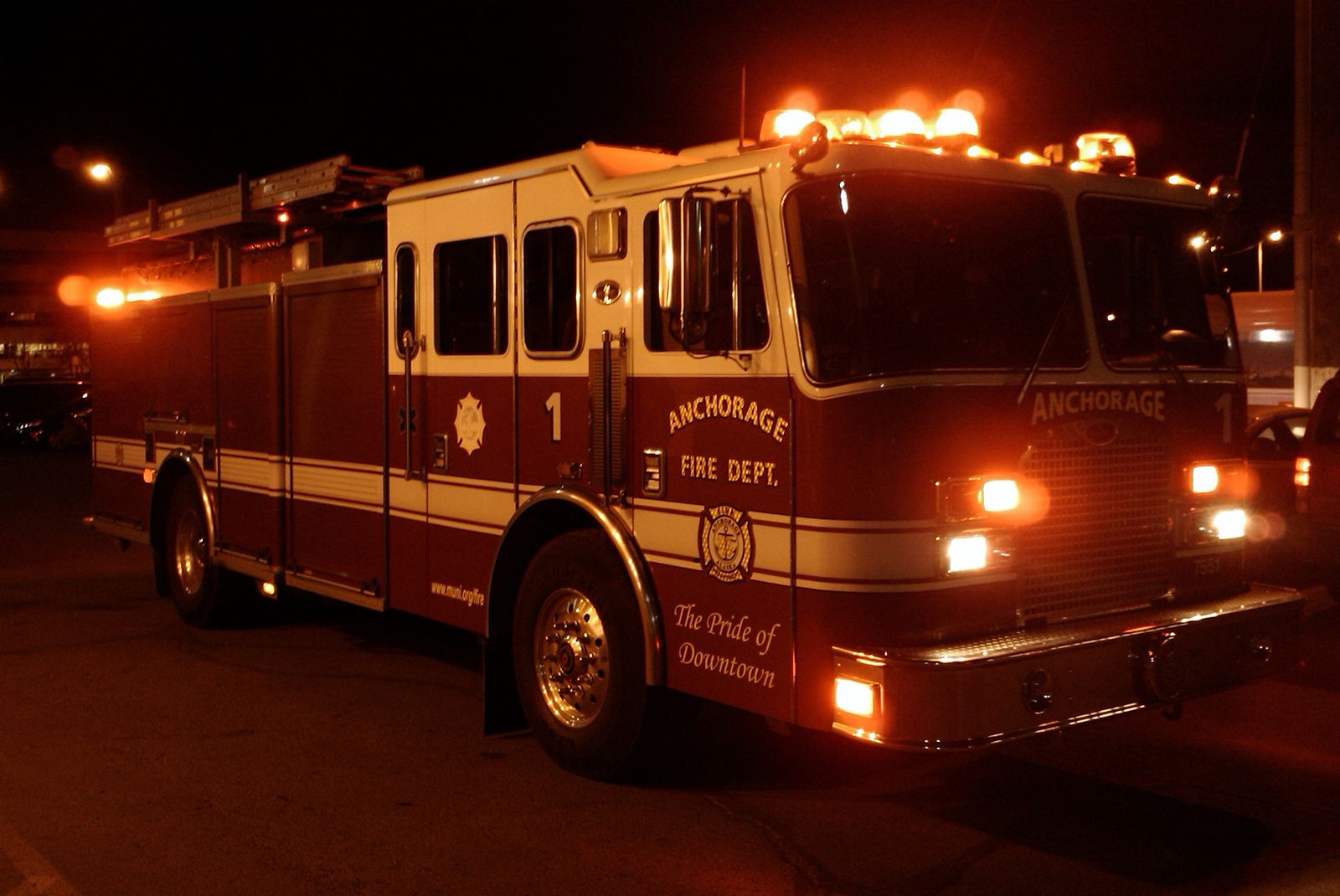 Anchorage_Fire_Department_Engine_1.jpg