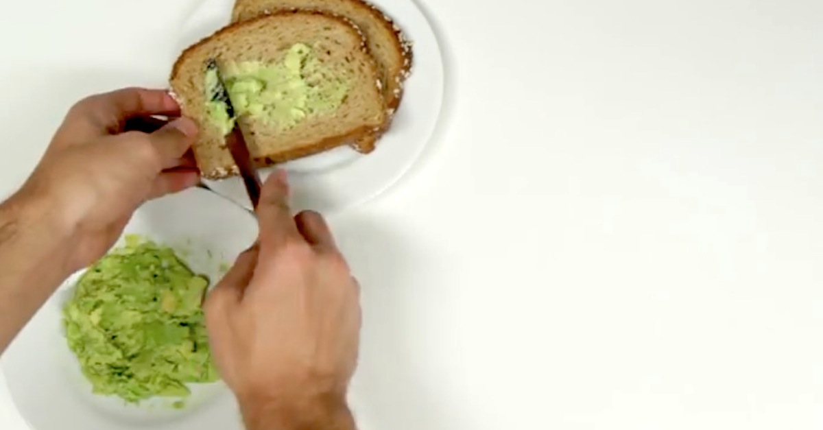 Avacado Replaces Mayo On Bread