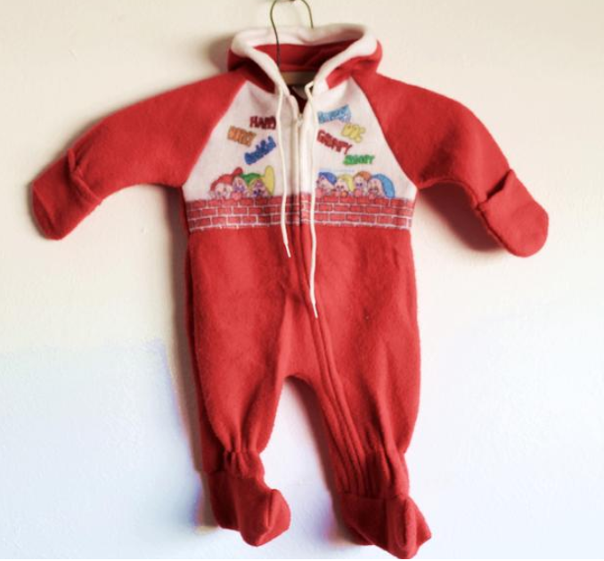 Baby-0-6-MONTHS-Vintage-1980s-The-Seven-Dwarfs-Walt-Disney-Etsy.png