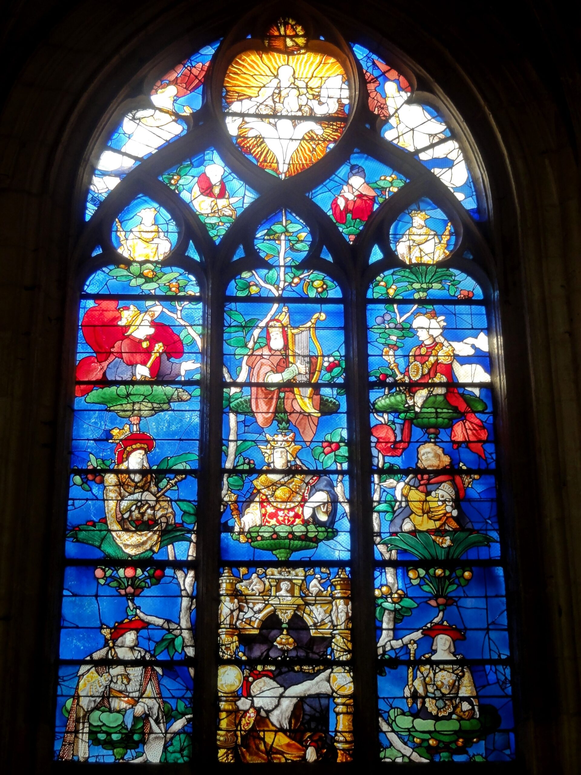 Beauvais_60__glise_Saint-_tienne_baie_n__5_a.jpg