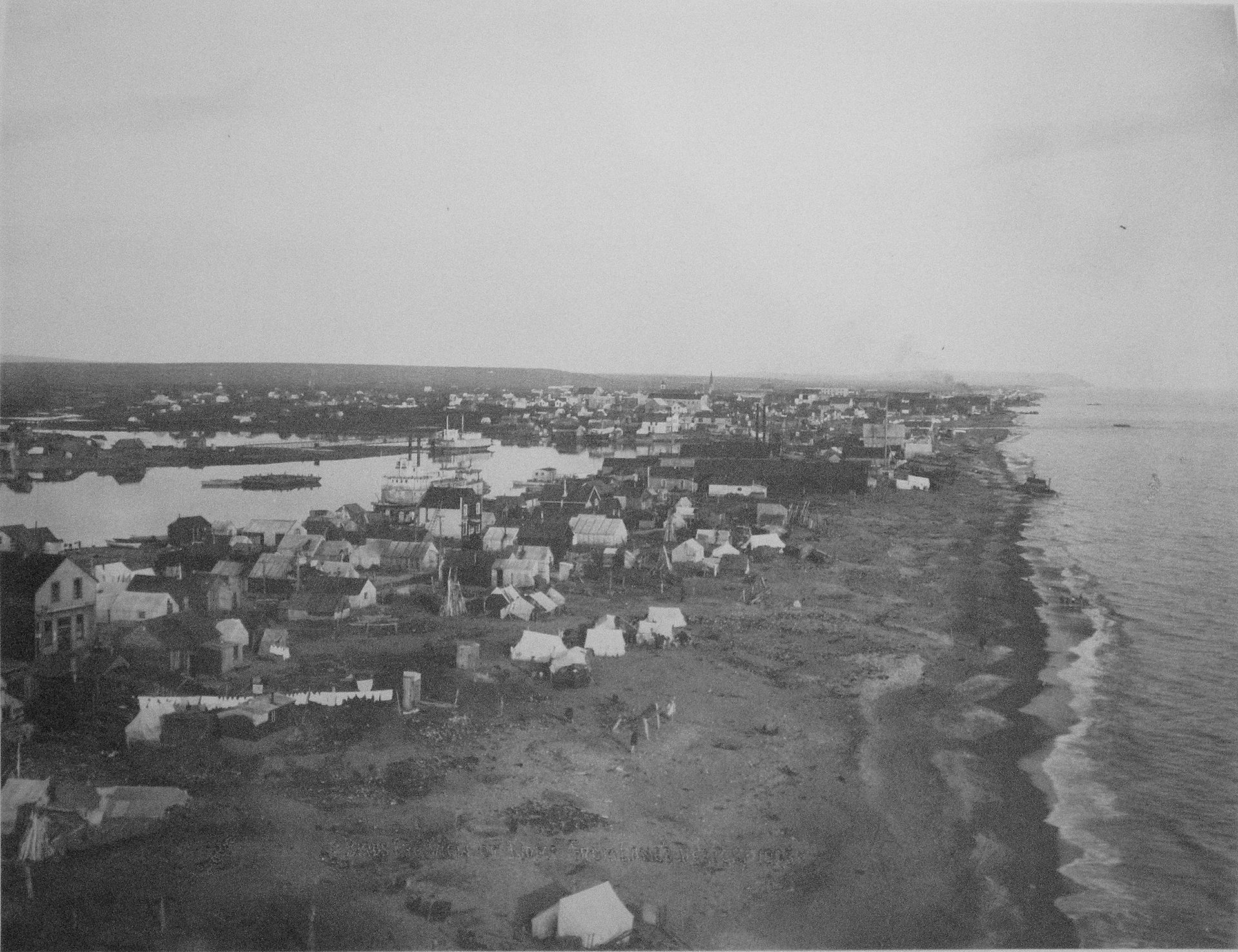 Birds-eye_View_of_Nome_Alaska_-_1907.jpg