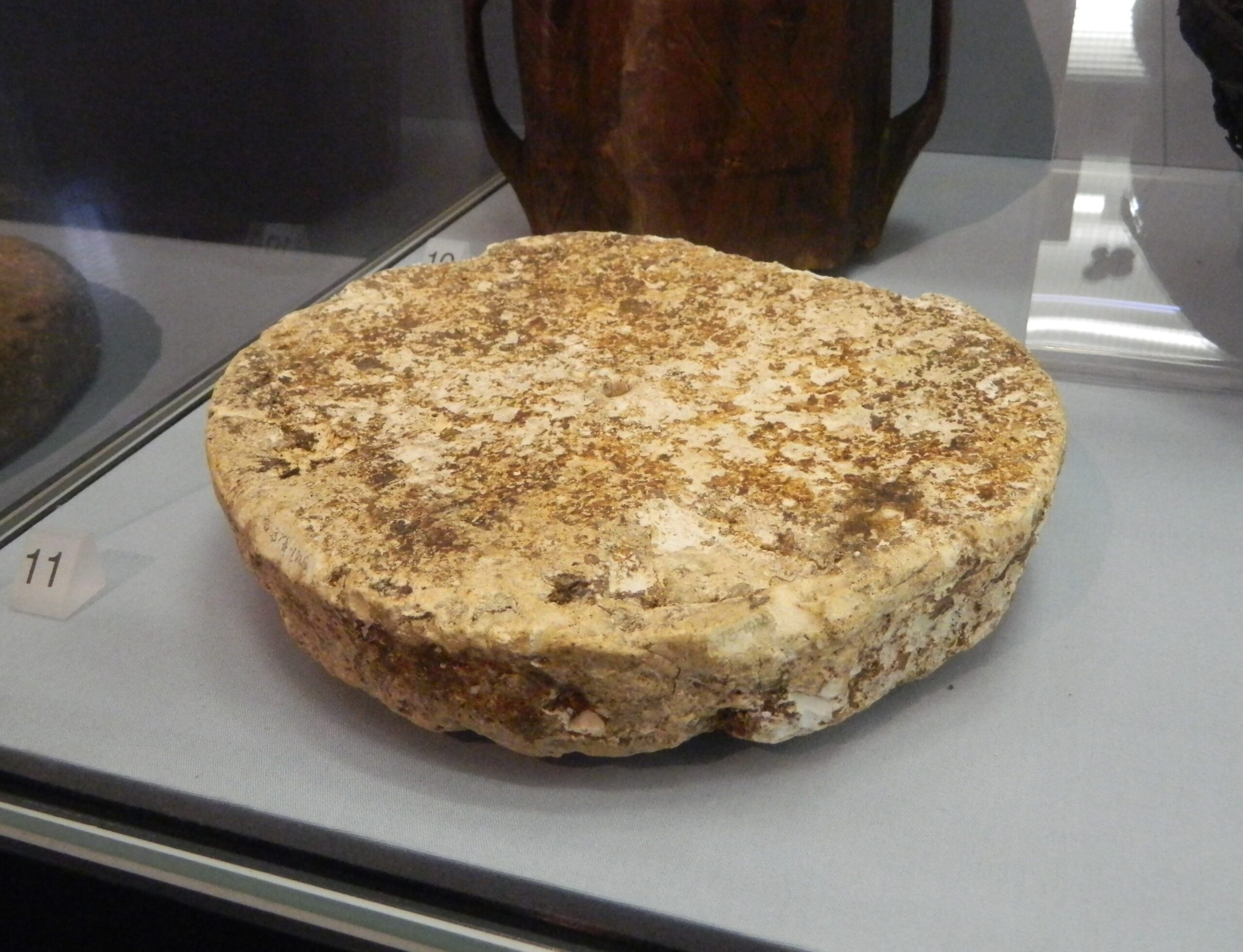 Bog_butter_-_Ulster_Museum.jpg