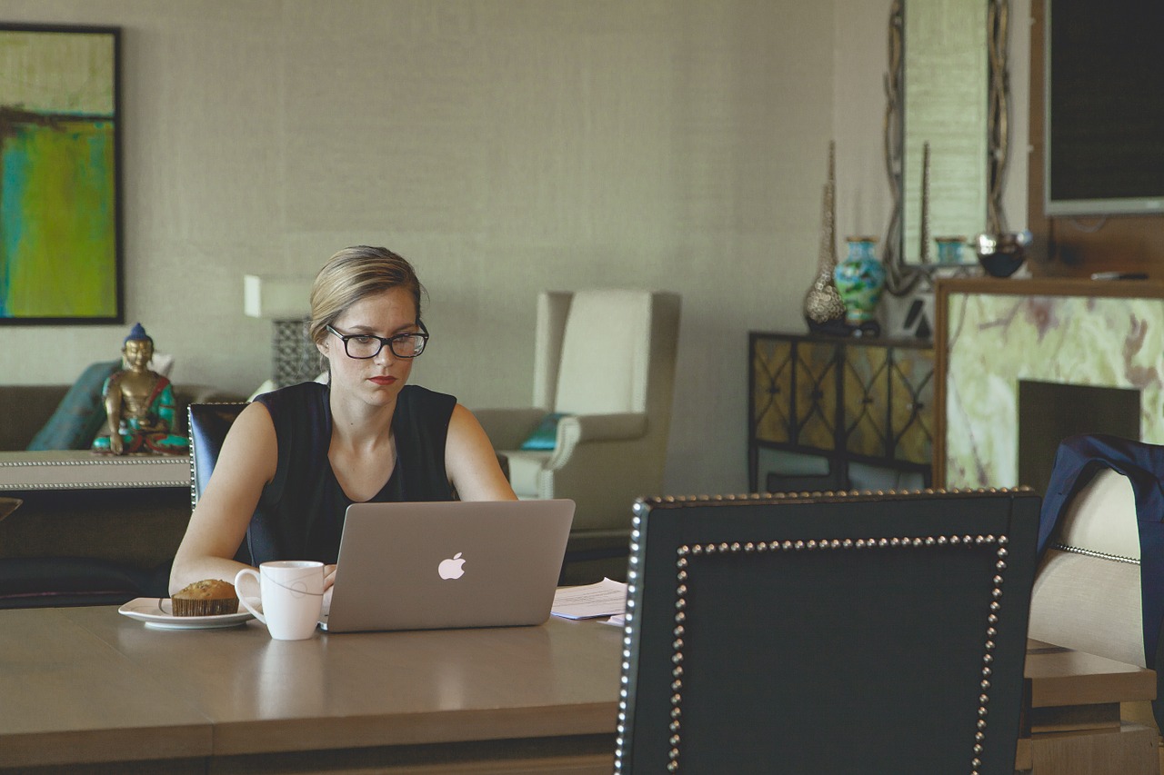Breakfast Laptop Woman Desk Working Woman Coffee