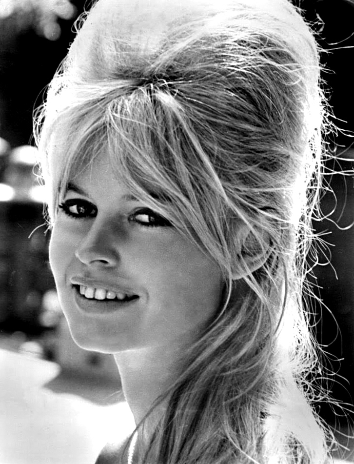 Brigitte_Bardot_-_1962.jpg