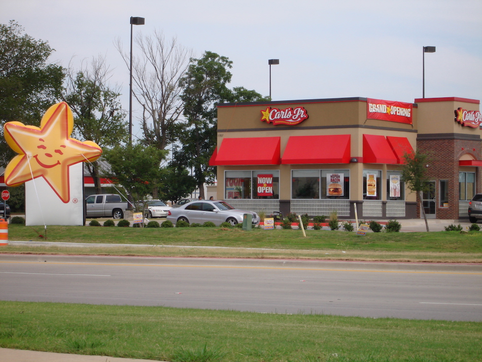 Carls_Jr._Denton.jpg