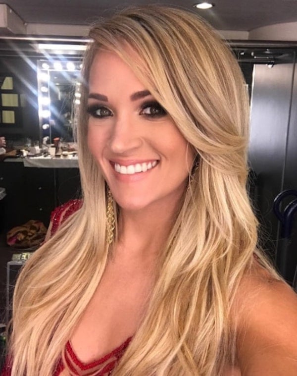 Carrie-Underwood-1.jpg Carrie-Underwood-1.jpg