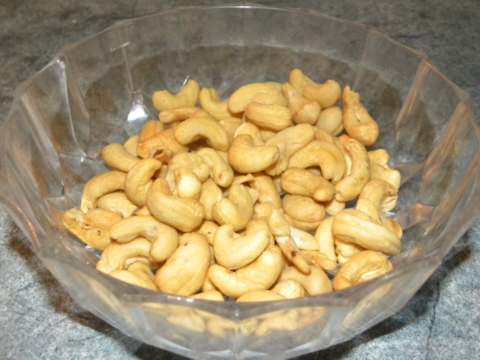 Cashews2.jpg