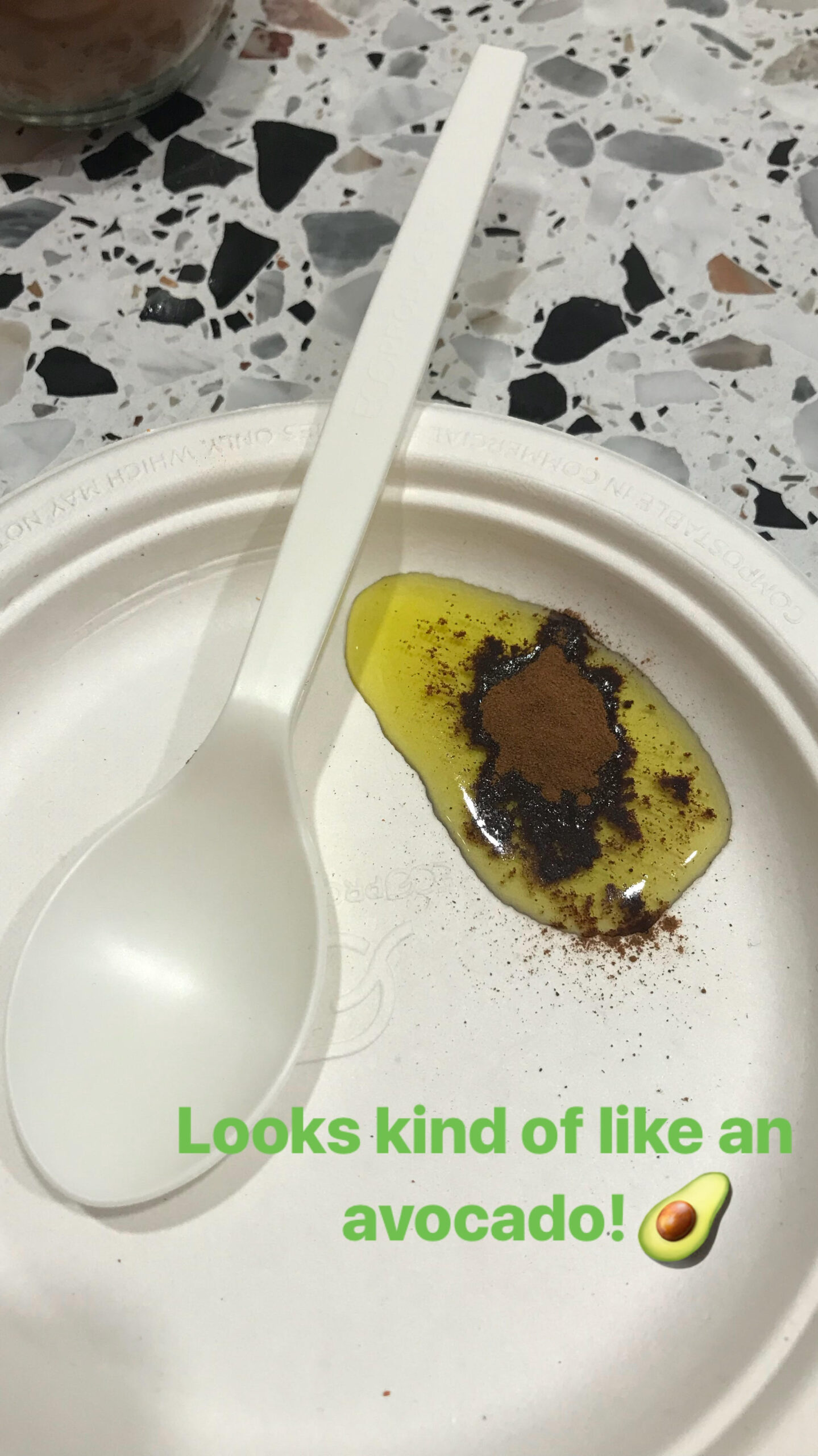 Cinnamon-Oil-Looks-Like-Avocado.jpg