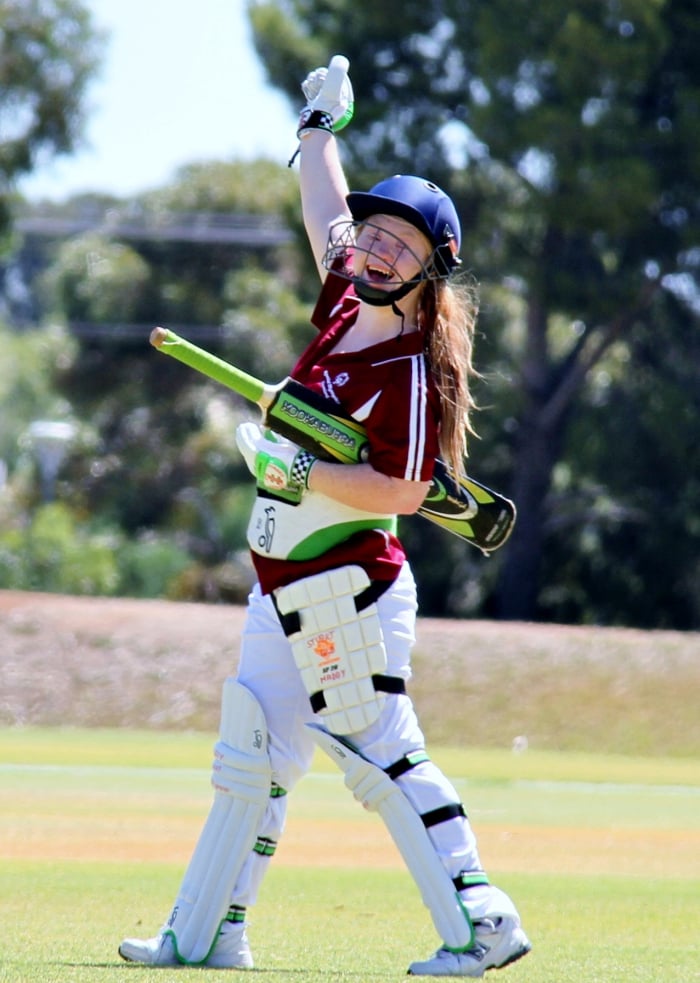 Cricket-2015-025-2.jpg Cricket-2015-025-2.jpg