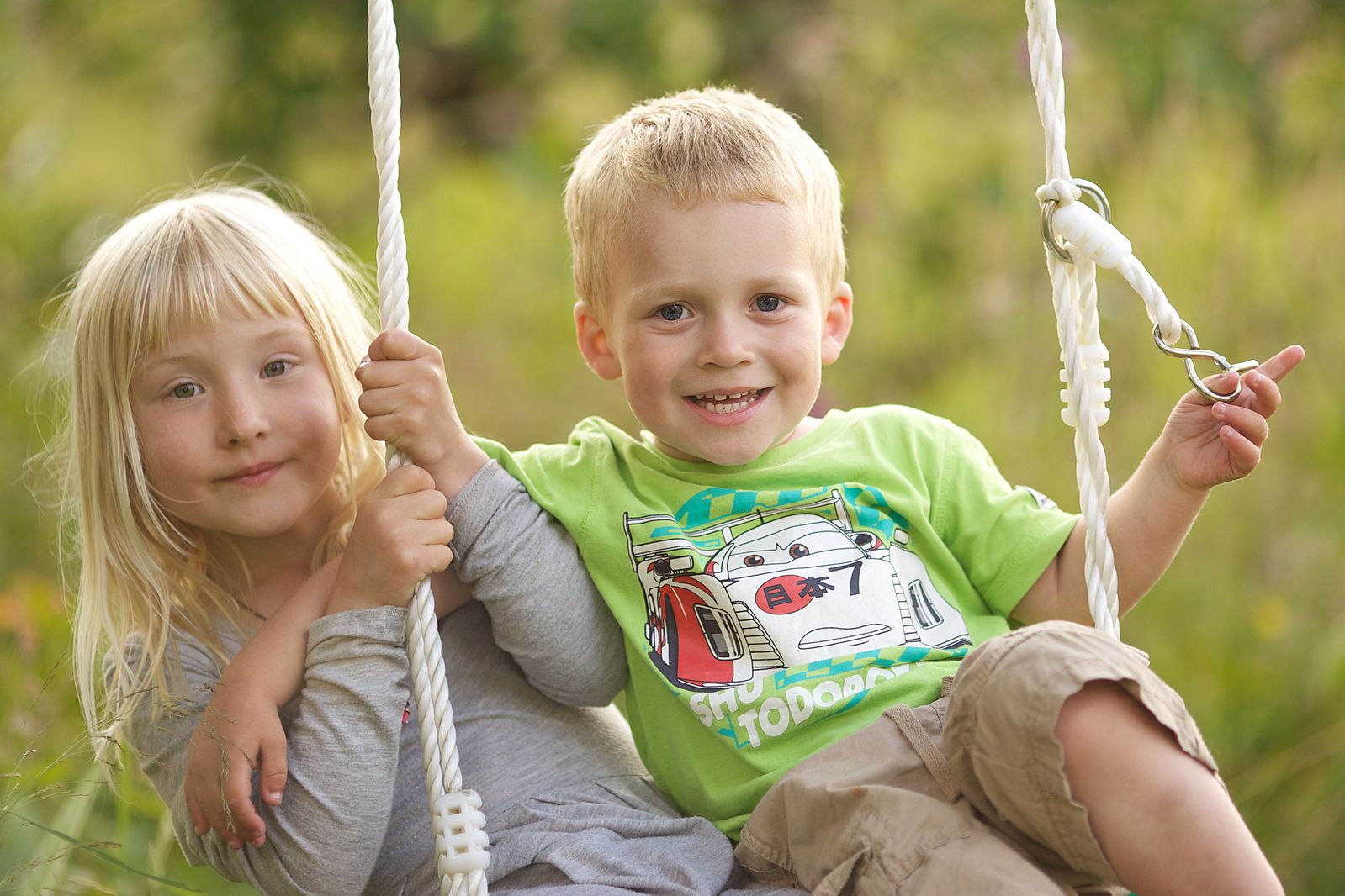 Crowded_swing-1.jpg