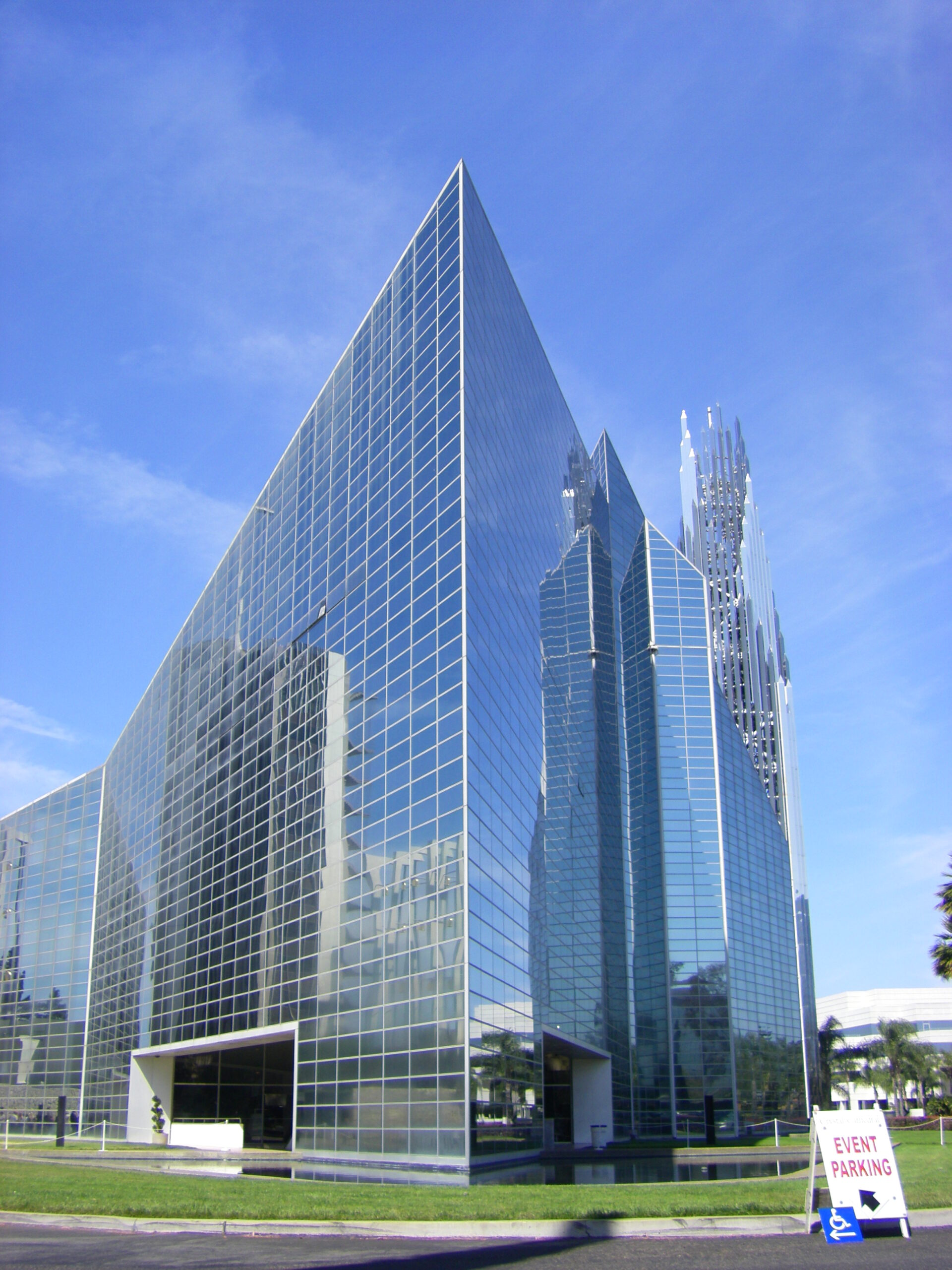 Crystal Cathedral, Garden Grove (Anaheim/Los Angeles).