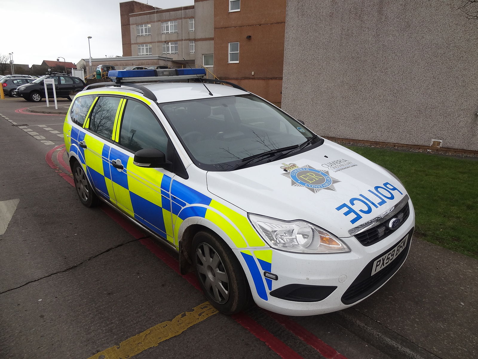 Cumbria_police_car.jpg