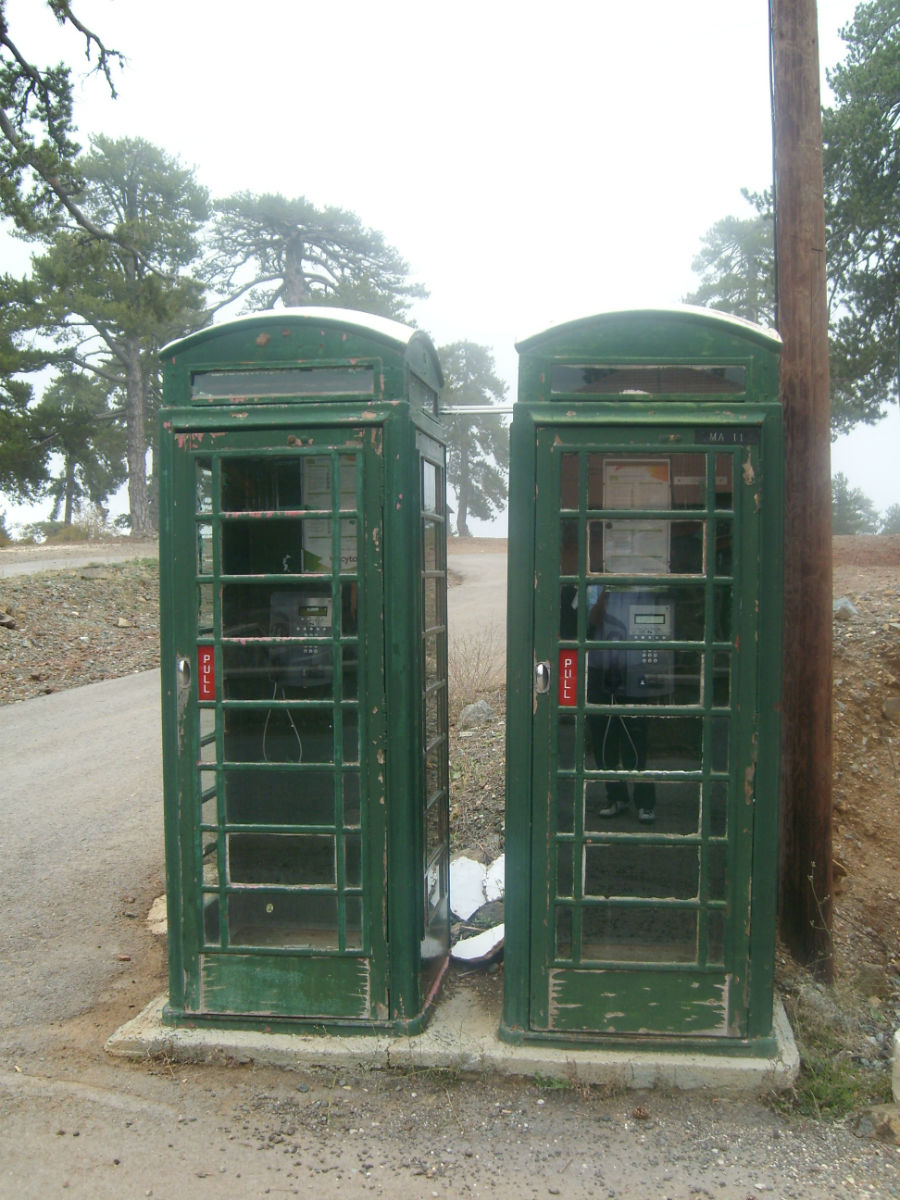 Cyprus-telephone-box.jpg