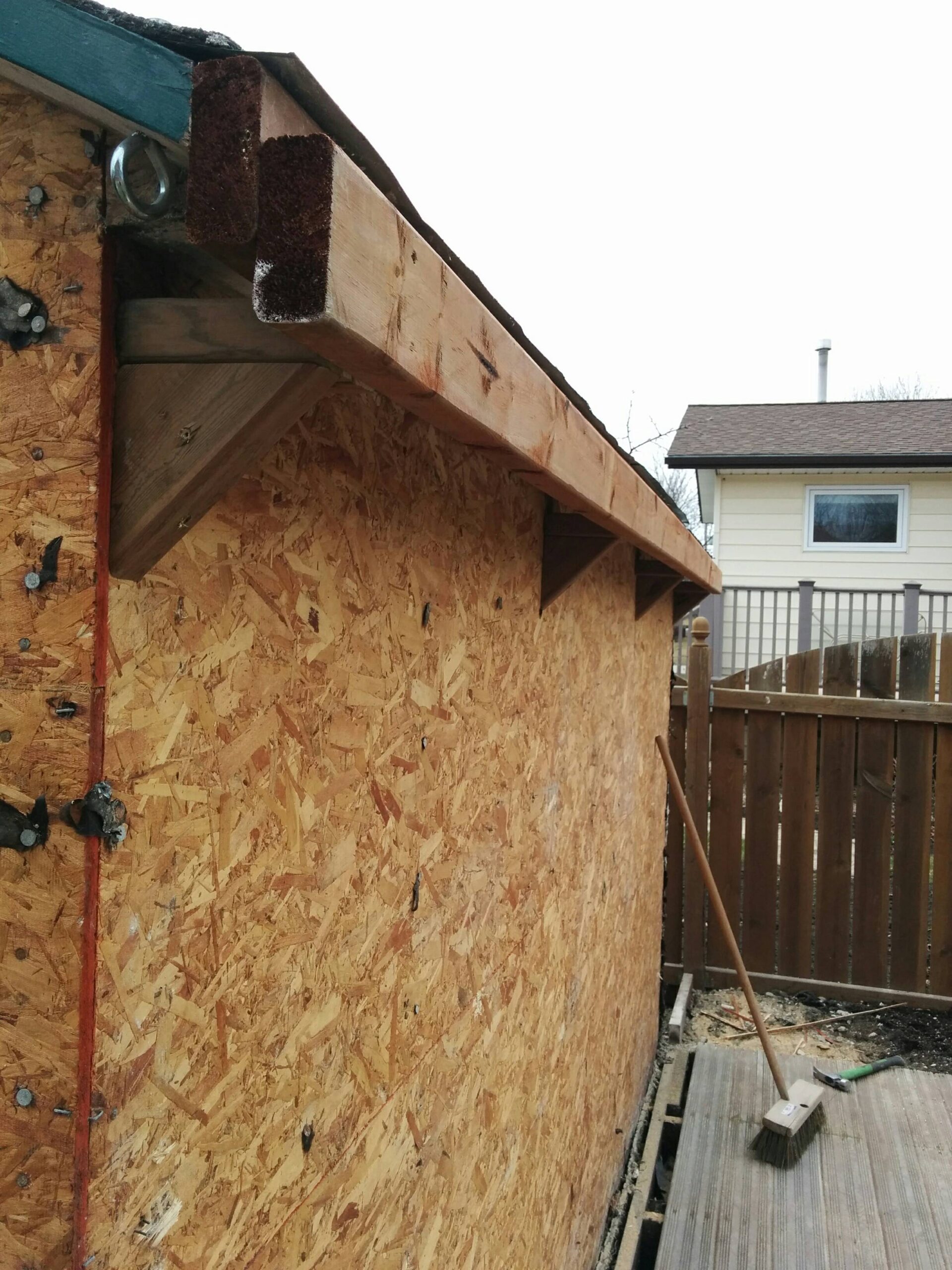 DIY-Shed-4.jpg