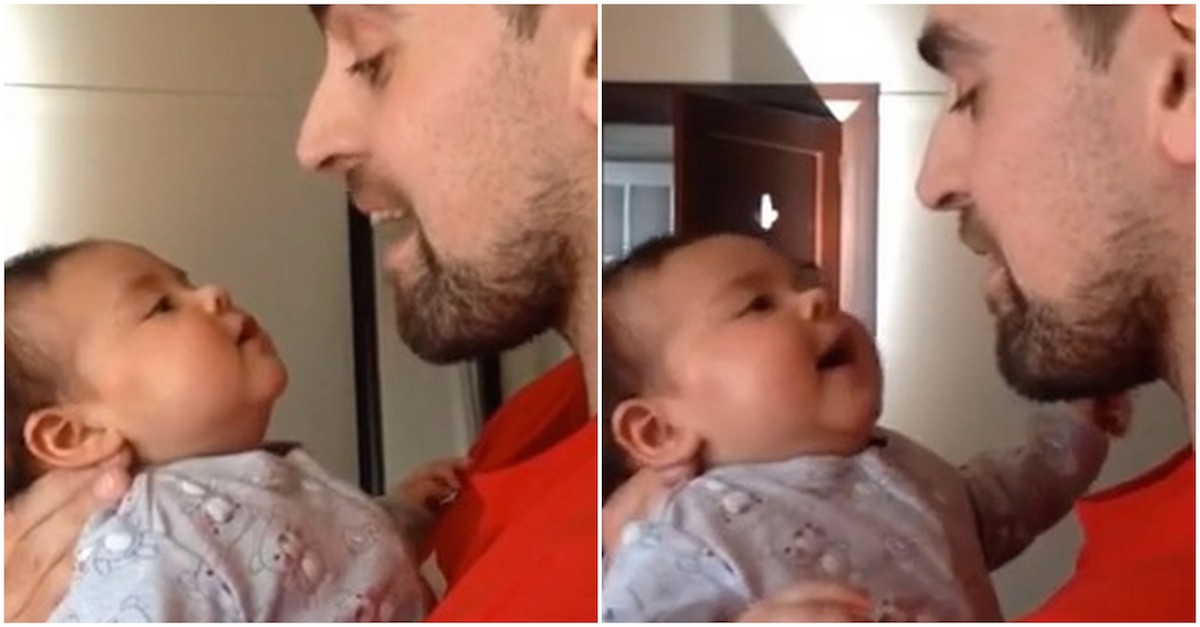 Dad Singing To Baby Daughter Adorable