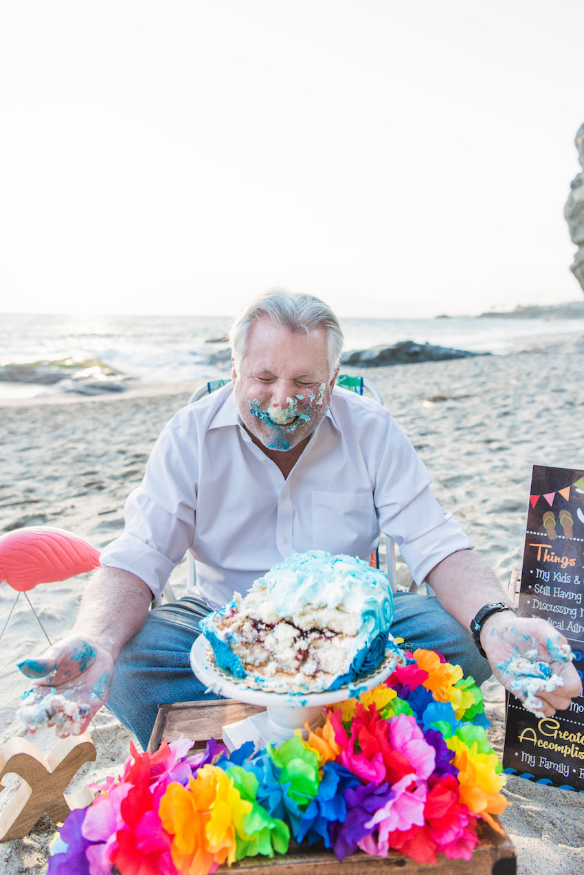 Dads70thCakeSmasth-15.jpg