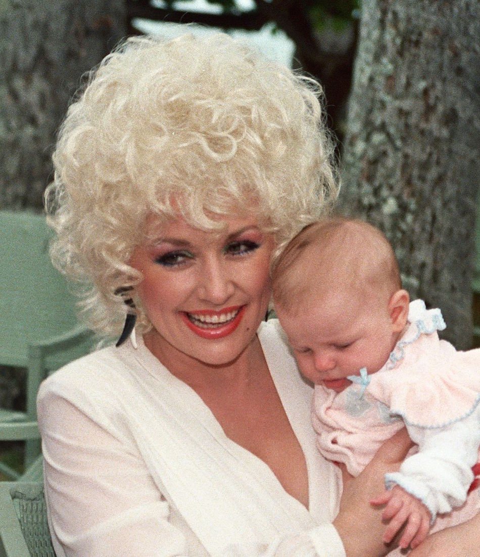 Dolly_Parton_2.jpg