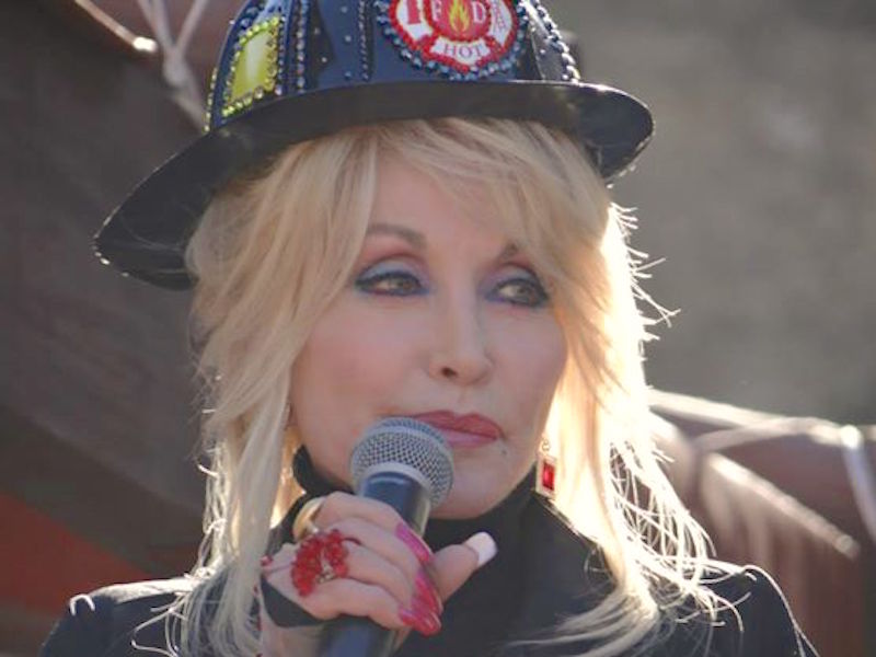 Dolly_Parton_2014_3.jpg