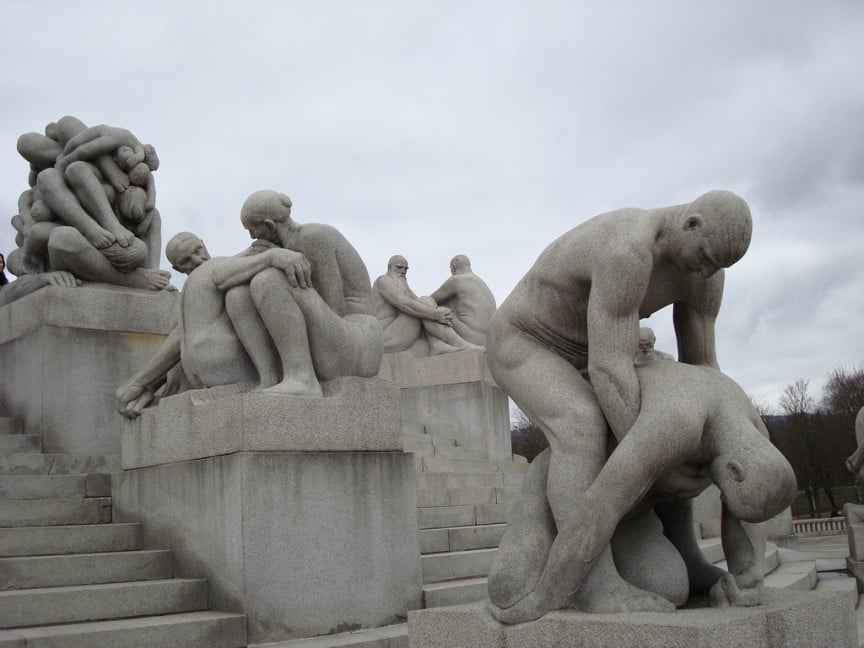 Erotic-Scultpures.jpg