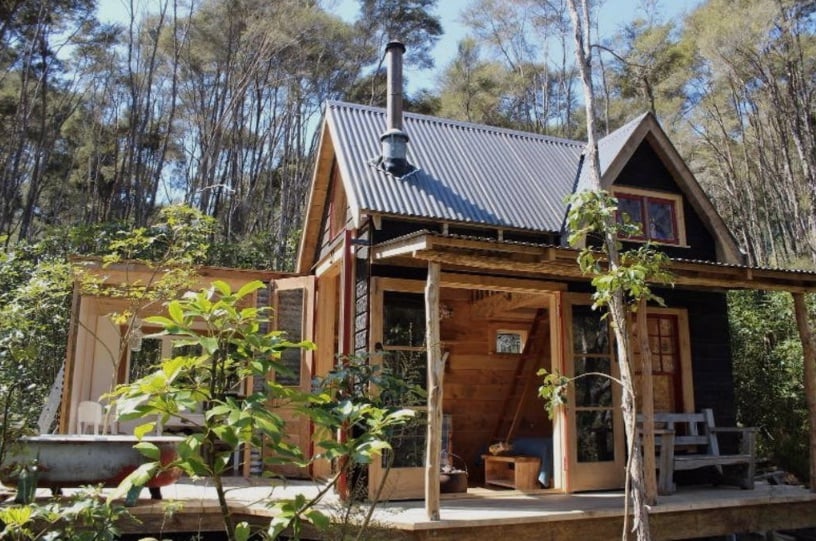 Fossickers-Hut-1.jpg