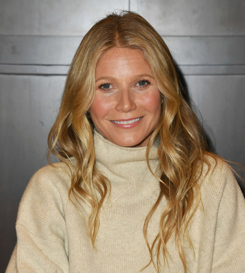 Gwyneth Paltrow Signs Copies Of Her New Book "The Clean Plate"