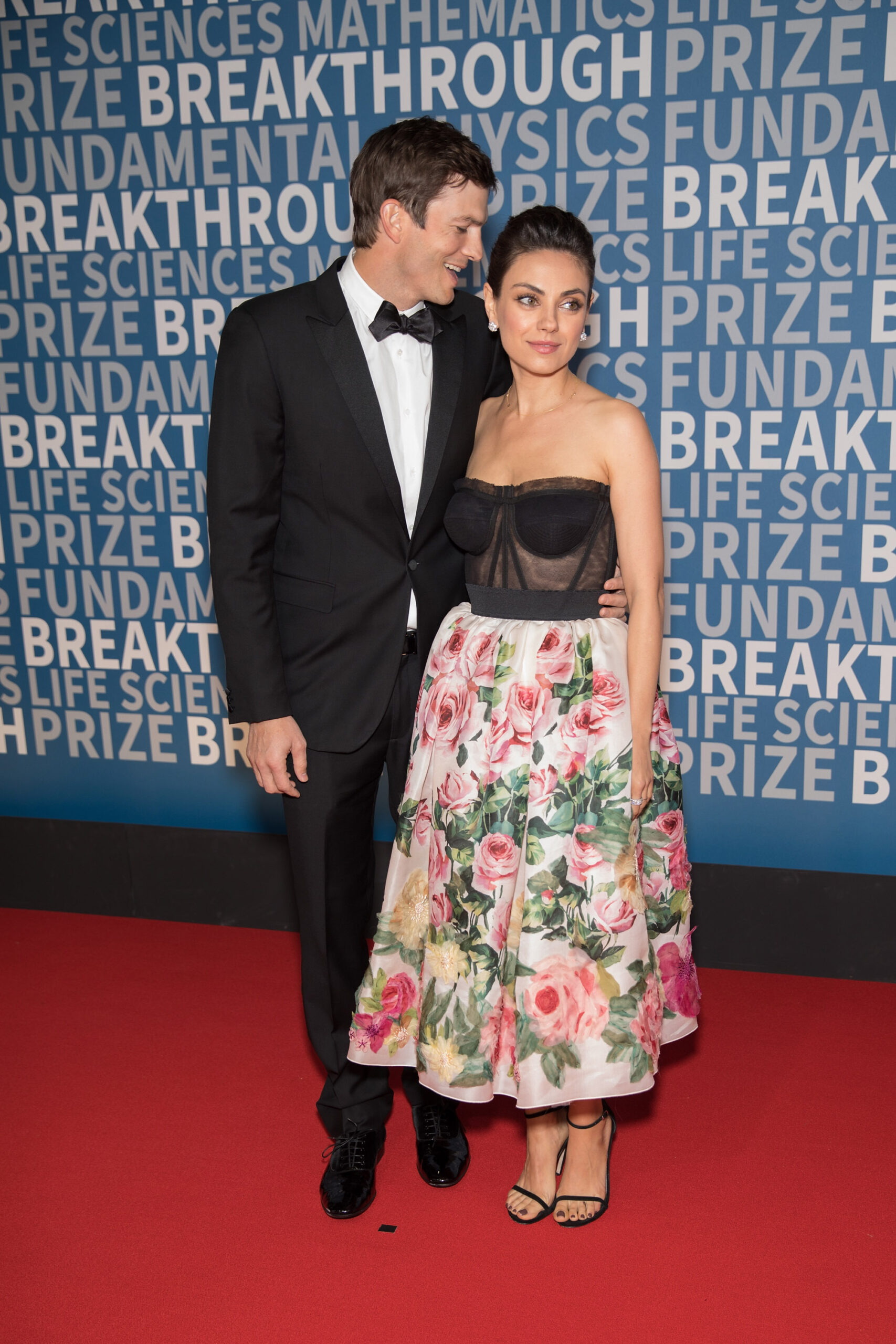 6th Annual Breakthrough Prize - Arrivals