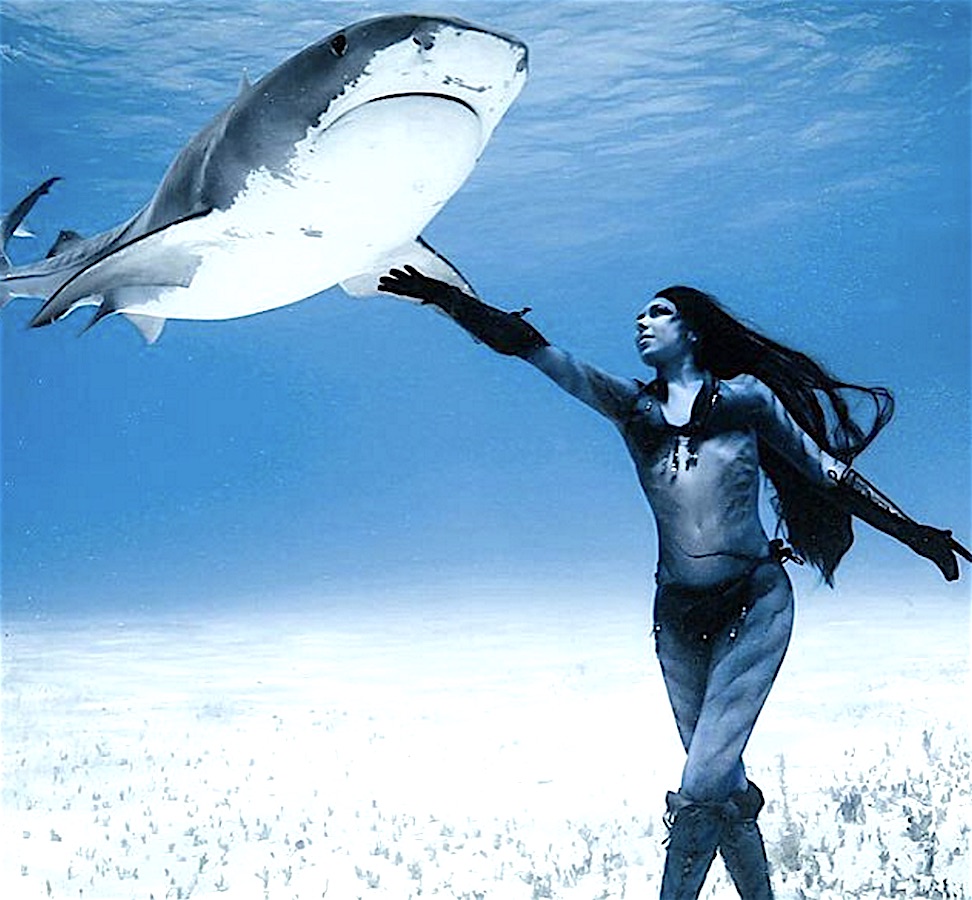 HanMermaid-StandingTouch.jpg